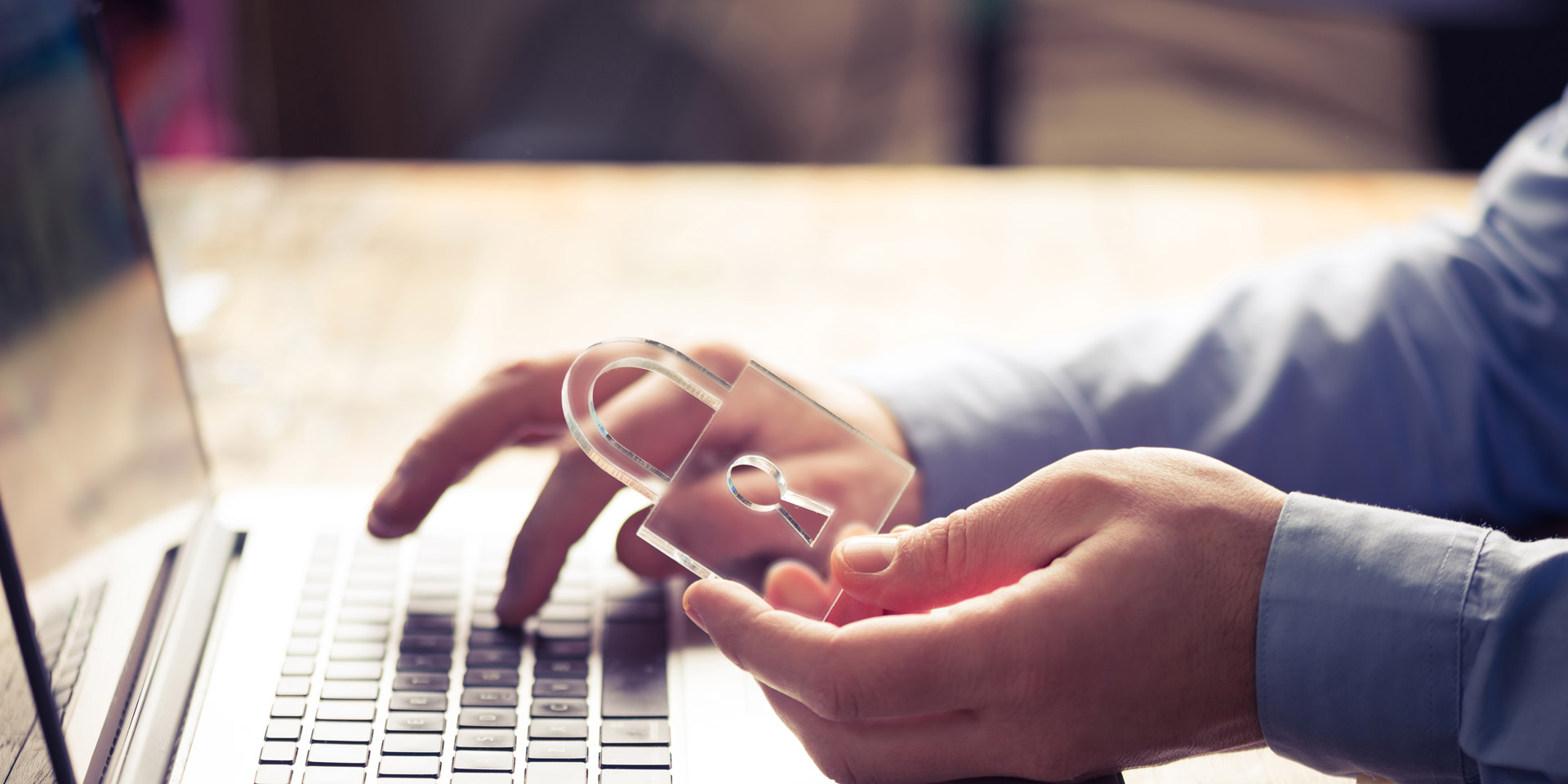 datenschutz datenschutz im internet: kein klick ist anonym