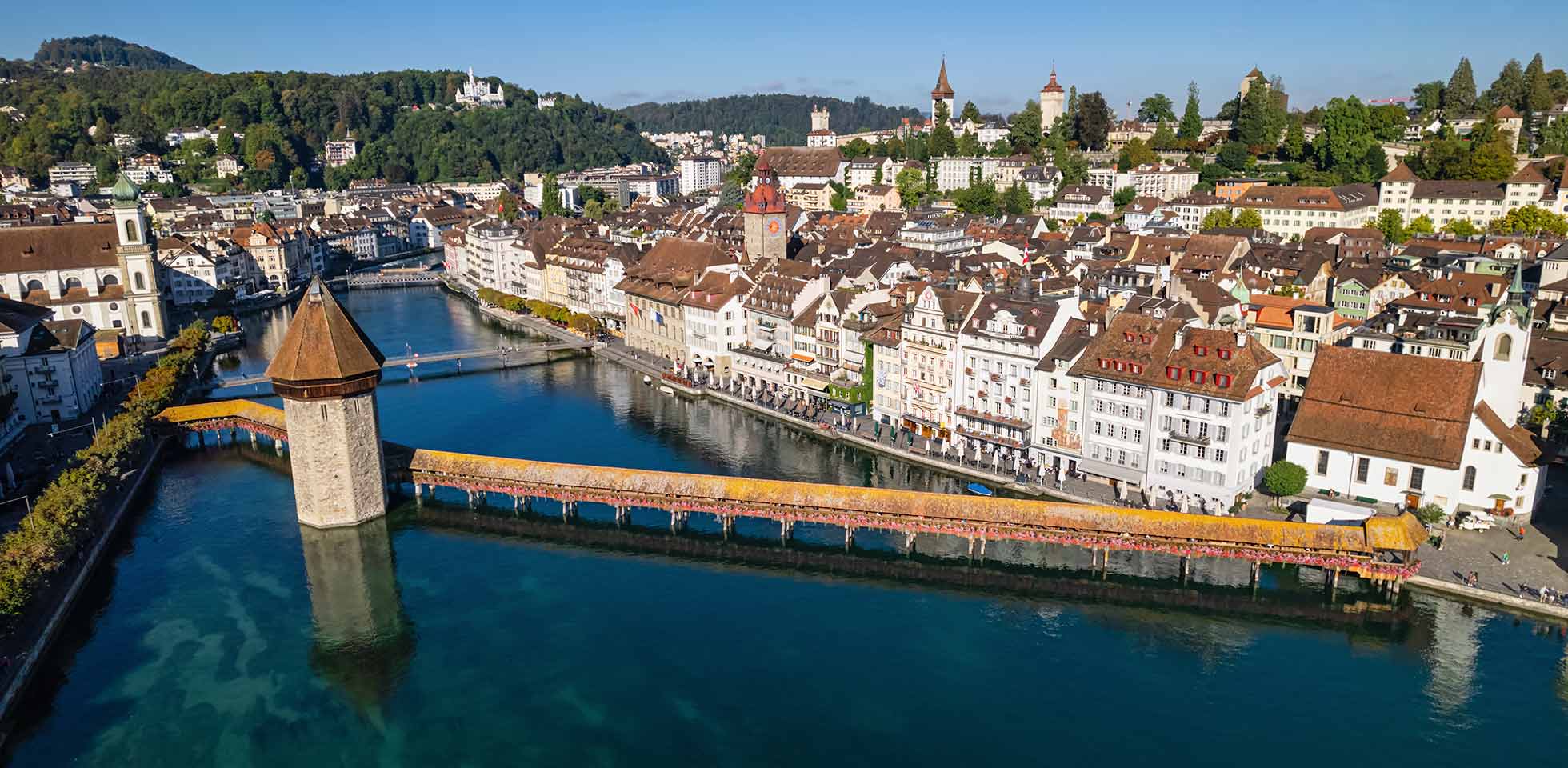 luftaufnahme von luzern, schweiz. symbolbild jusstudium in luzern